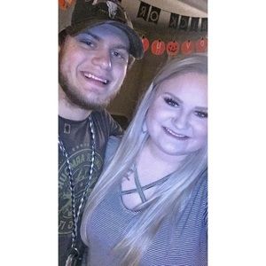 Meet your Posher, Nikki